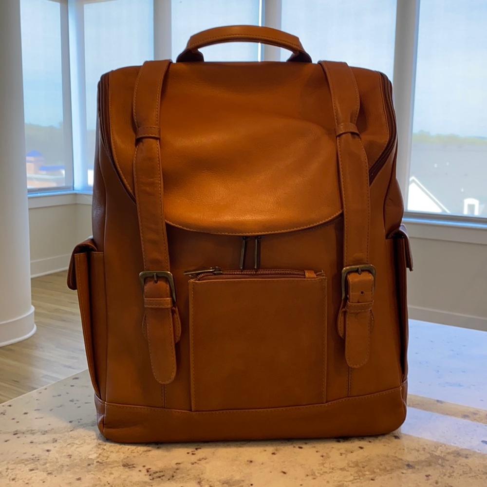 💯 % SMOOTH GRAIN LEATHER BACKPACK